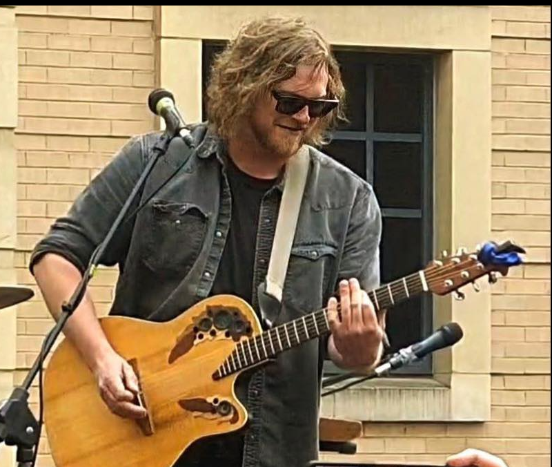 Live music Pontefract - Rory Holl acoustic covers thumbnail
